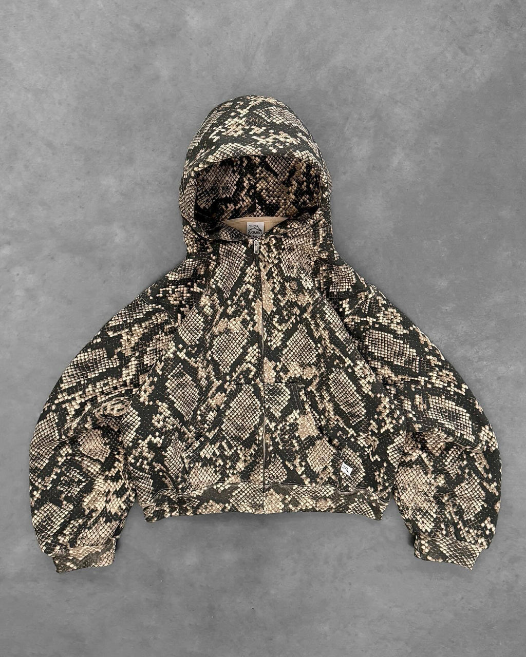SNEYK SKYN' Hoodie ✶