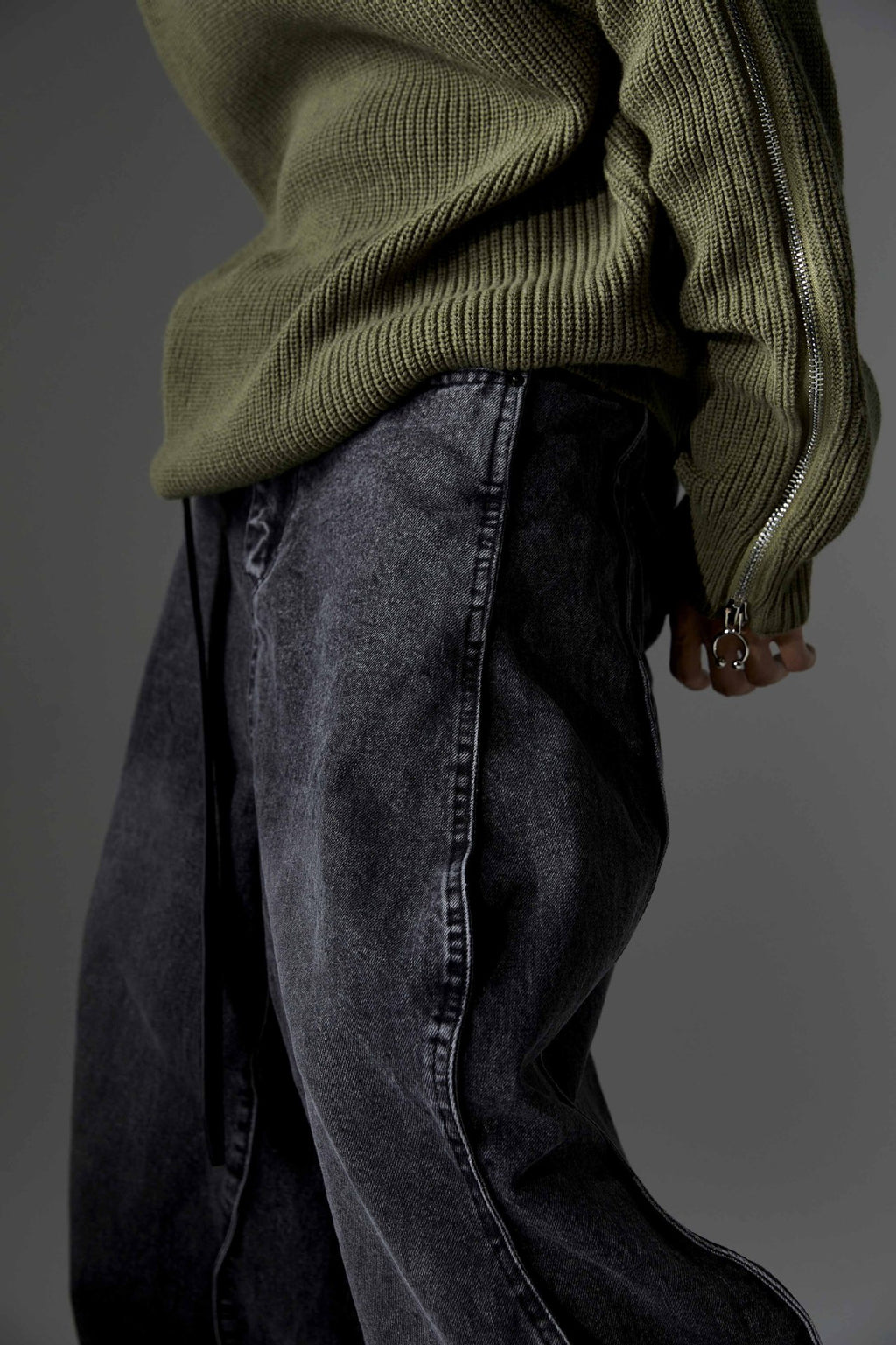 WIDE L3G 00' Jeans ✶