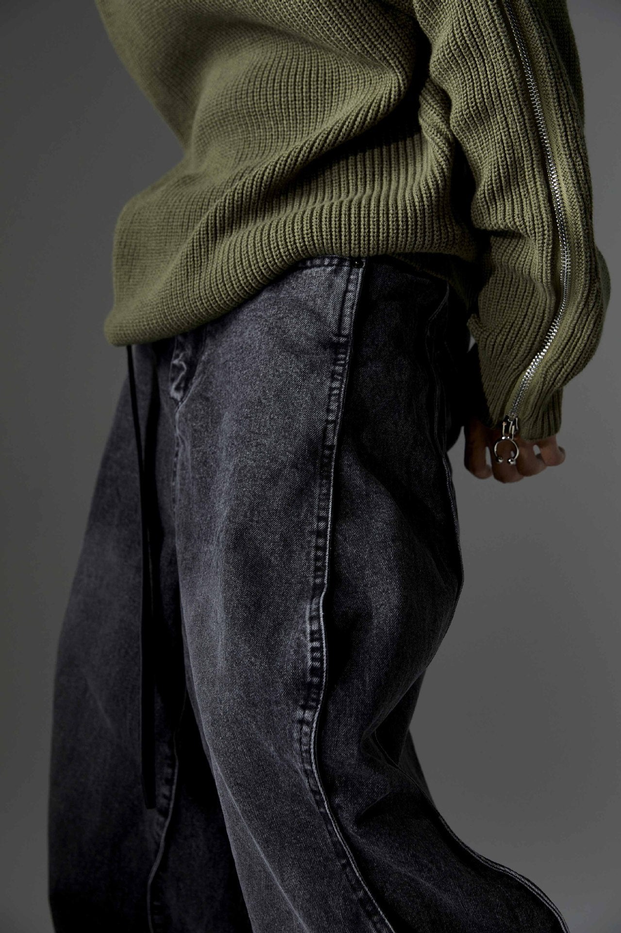 WIDE L3G 00' Jeans ✶