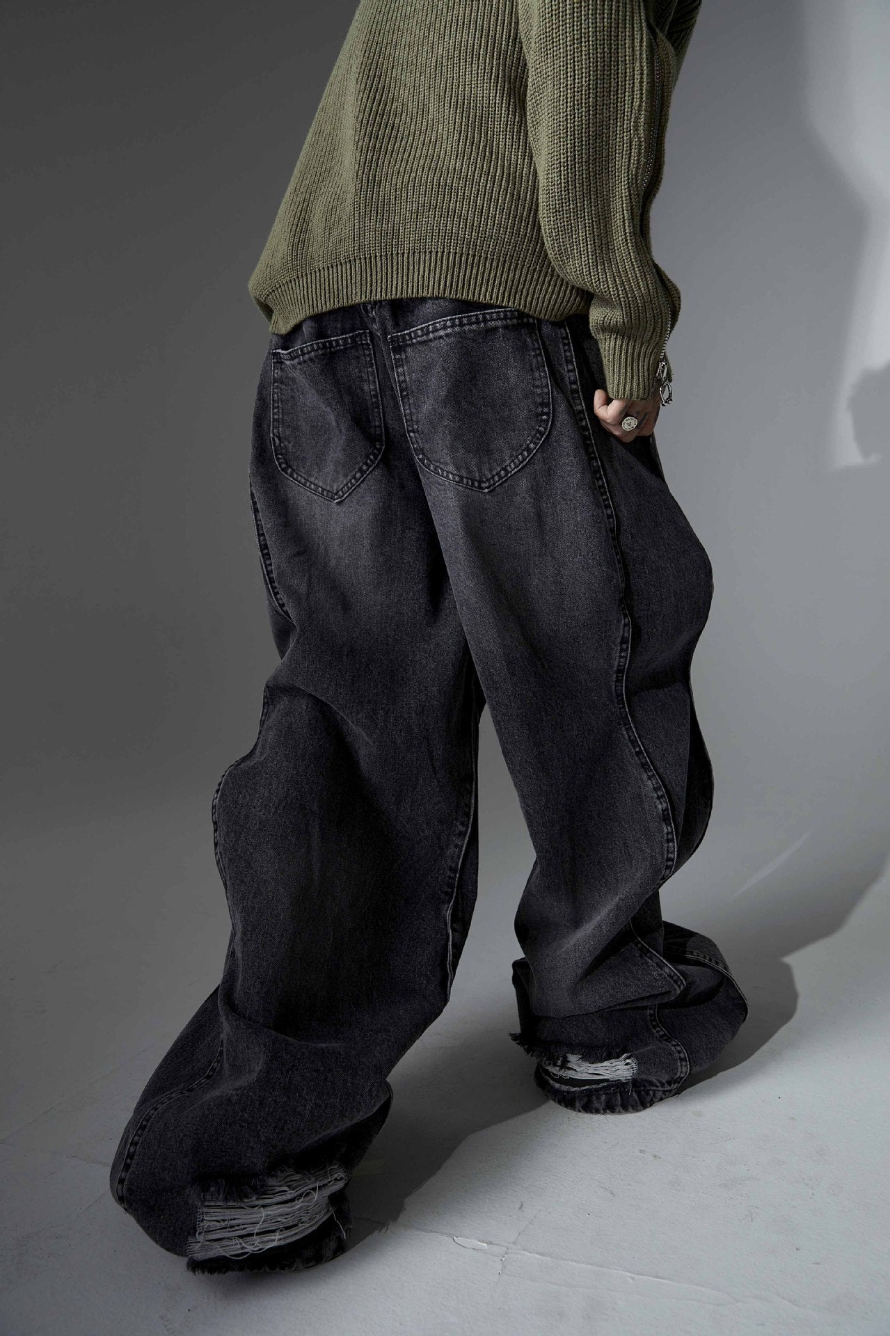 WIDE L3G 00' Jeans ✶